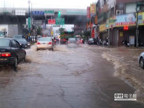 新北午後大雨 各地傳輕微災情 社會 中時