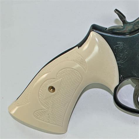 Smith Wesson Roper Style K L Frame Ivory Like Grips