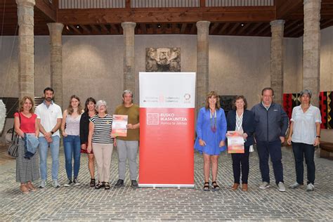 Presentación del libro Diversidad y convivencia en Navarra el euskera