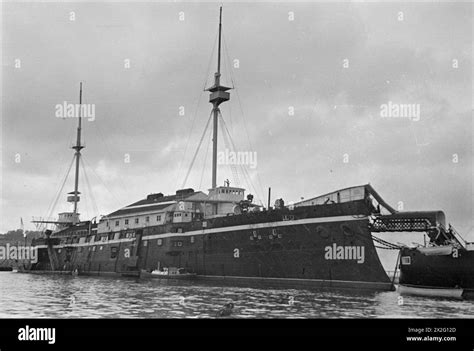 Hms Defiance Training Establishment September 1940 Hms Defiance