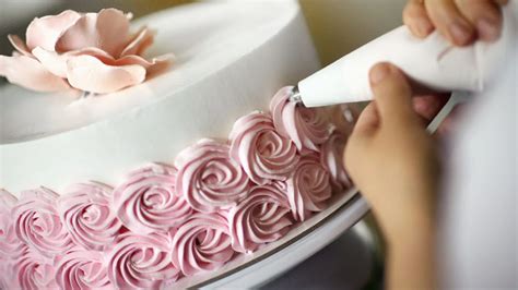 Tipos De Coberturas Para Bolos - Guia Definitivo e Completo de Coberturas e Glacês para Bolos: Receitas ...