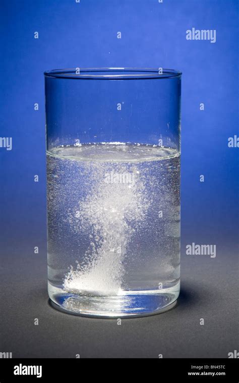 Effervescent Tablet Dissolving In Water 2 Of 8 Stock Photo Alamy