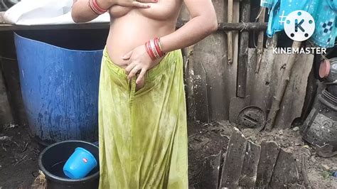 Anita Yadav Bathing Outside Of New Look Indian Lactating Porn XHamster