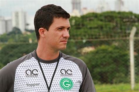 Goiás Anuncia Demissão Do Técnico Maurício Barbieri