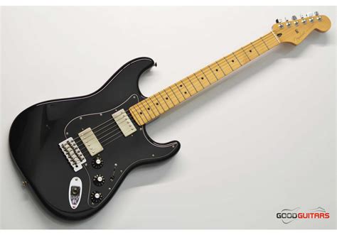 Fender Stratocaster Blacktop HH
