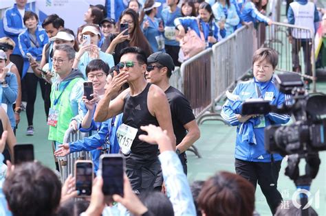 Chow Yun Fat 68 Unsatisfied With 21km Half Marathon Timing Jokes