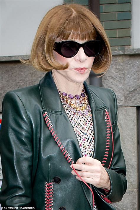 Anna Wintour Steps Out Wearing Her Trademark Sunglasses Daily Mail Online