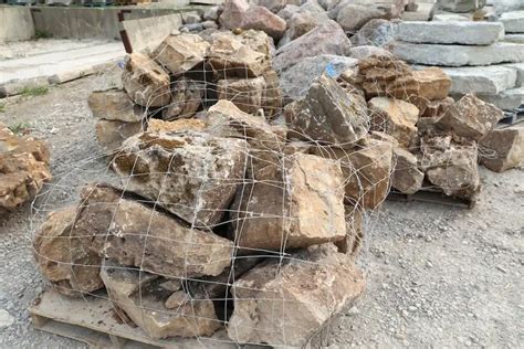 Tips For Using Boulders In Landscaping Stone Center Landscaping