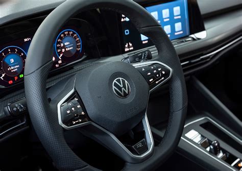 You can now buy a Category A COE Volkswagen Golf R-Line, Lifestyle News ...