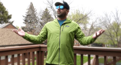 Patagonia Houdini Air Review - Super Light and Packable | Engearment