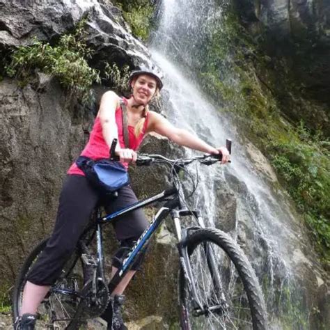 Mountain Bike Tour Ecuador Safari Surf