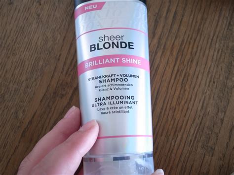 John Frieda Sheer Blonde Brilliant Shine Une Prise De Luxe