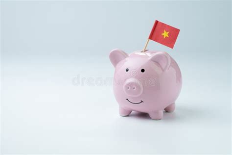 Imagen Del Billete De Banco De China Yuan Con La Planta Que Crece En El