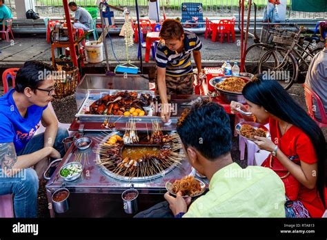 Young People Eating Street Food Yangon Myanmar Stock Photo Alamy