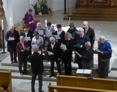 R Ckblick Auf Gv Des Kirchenchores Ehrungen F R Und Jahre Mit