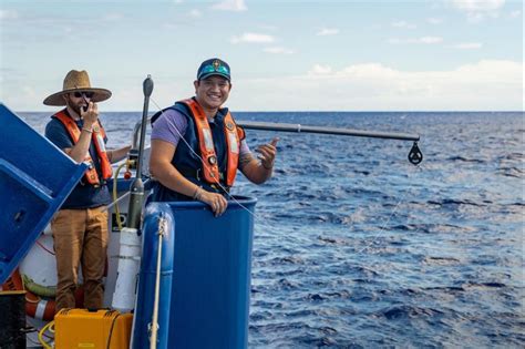 KS Alums explores depths of Papahānaumokuākea | Kamehameha Schools