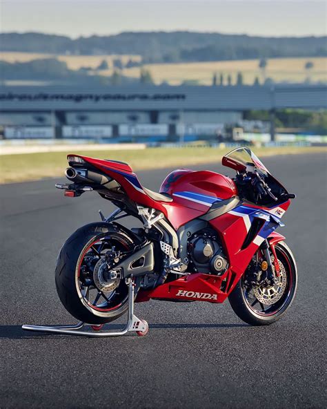 2023 Honda CBR600RR Is Stunning in 2024 | Honda cbr600rr, Honda cbr 600 ...