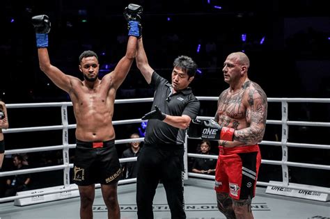 Ibrahim El Bouni Knocks Out Andre Meunier In Sensational Fashion One