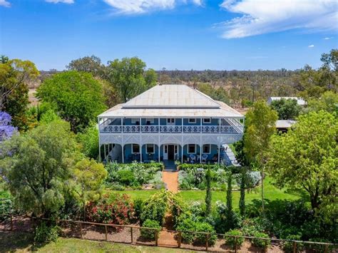 Outback Queensland Riversands Vineyards Tours Outback Queensland