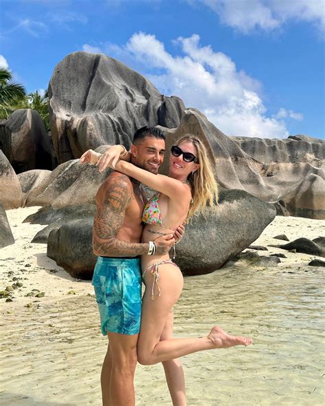 Photo Jessica Thivenin Et Thibault Garcia Aux Seychelles Purepeople