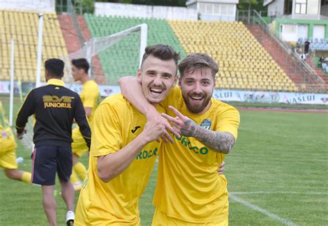 Sporting Juniorul Vaslui I Caut Viitorul Vremea Noua Liderul