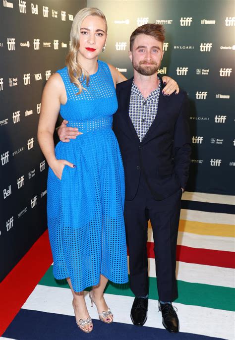 Daniel Radcliffe Is A Dad Harry Potter Star And Girlfriend Erin