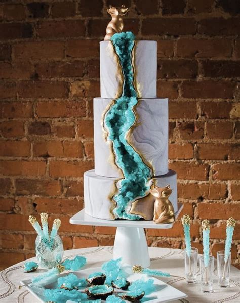 Whoa Take A Look At These Gorgeous Geode Wedding Cakes