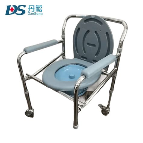 DANSONG CHAISE GARDE ROBE AVEC ROUES EKM Eurl Kacem Médical