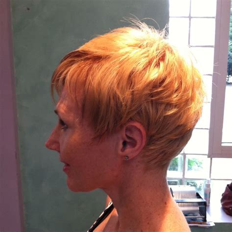 Corrina With Short Golden Blonde Hair Golden Blonde Hair Styles