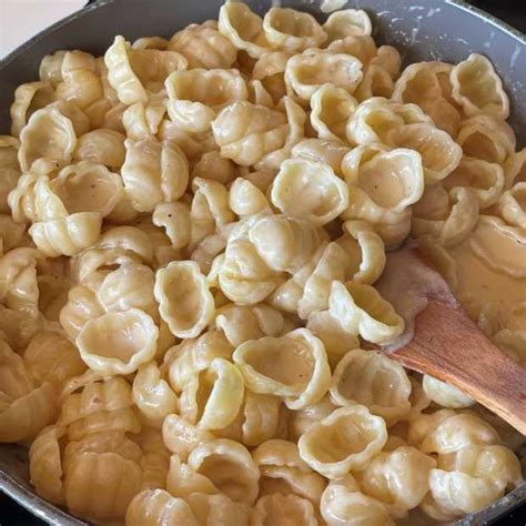 Sauce Crème Parmesan Par Julie Andrieu La Cantine De Mumbly