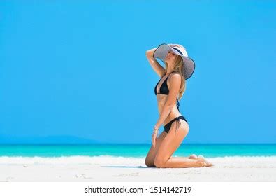 Sexy Woman Bikini Enjoy Tropical Vacation Stock Photo 1514142719 Shutterstock