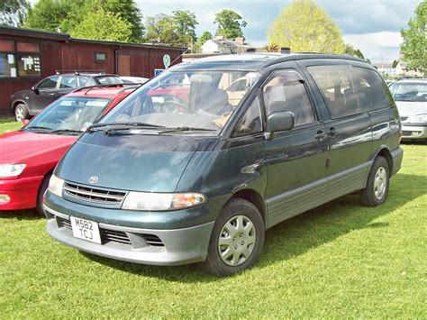 984 Toyota Estima Lucida 1st Gen 1995 Toyota Estima F Flickr