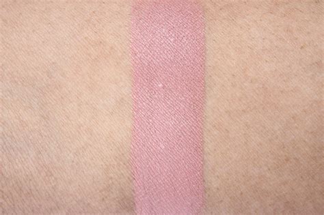 Wonders of Beauty: What's New | MAC Velvet Teddy