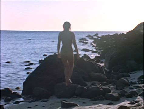 Naked V Ronique Jannot In Paul Et Virginie