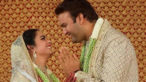 Isha Ambani And Anand Piramal Blessed With Twins