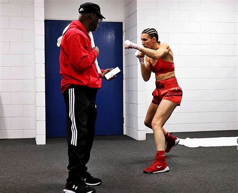 Undisputed World Middleweight Championship Claressa Shields Vs