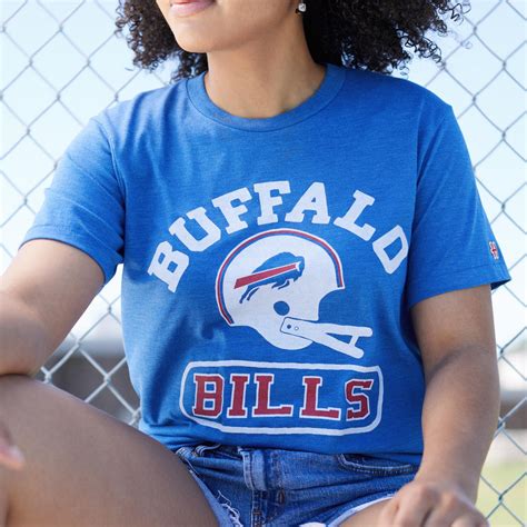 Buffalo Bills Throwback Helmet | Retro Buffalo Bills T-Shirt – HOMAGE