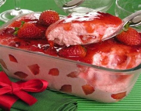 Creme Mousse De Morango Prático E Delicioso Receitas Fáceis E Práticas