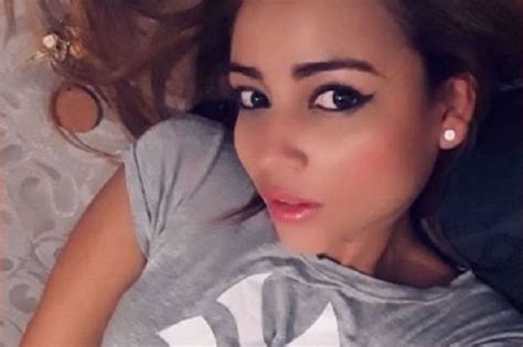 PECADORA Las fotos súper hot de la monja colombiana que se convirtió en actriz porno gana