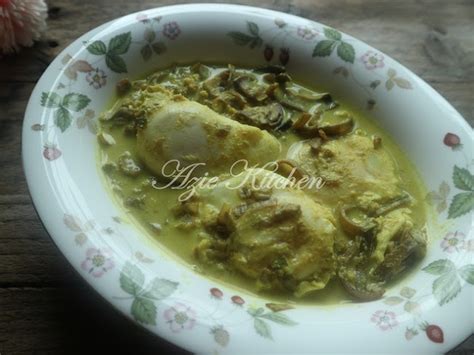 Masak Lemak Cili Api Telur Itik Dengan Jantung Pisang Azie Kitchen