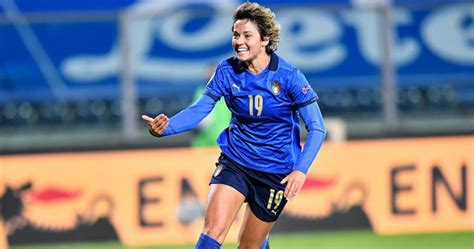 Roma Femminile Valentina Giacinti Una Nuova Calciatrice Giallorossa