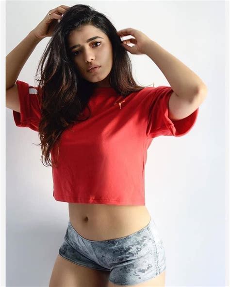 ದತದ ಬಬ ಕತಕ ಶರಮಳ ಹಟ ಚತರಗಳ Ketika Sharma Hot Photos Filmibeat Kannada