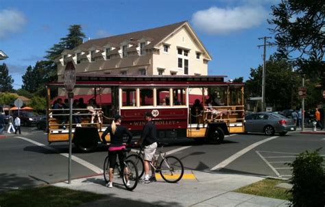 About Us｜Sonoma Valley Wine Trolley Tours