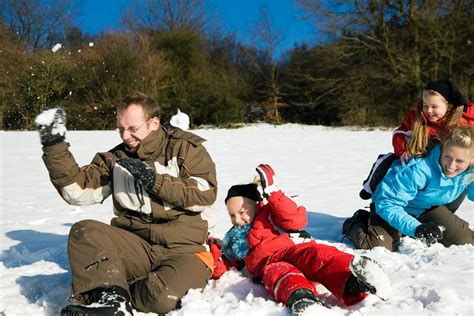 Winter Activities | FamilyEducation - FamilyEducation