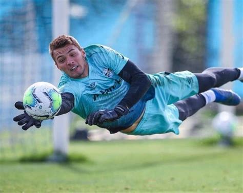 Veja os goleiros do Grêmio que mais sofreram gols no Brasileirão de