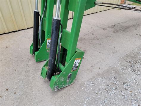 Bauer Built Hydraulic Folding Markers For R Planter Bigiron Auctions