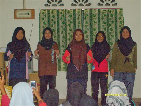 Pu3 Islam Hsbm Perkhemahan Puteri Islam Hsbm 2009