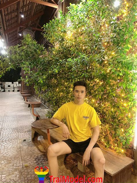 Em trai cu bự hàng họ cm body thanh mãnh sex dâm đâm sướng traimodel