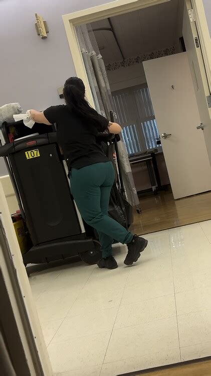 Latina In Tight Green Scrubs VPL Knew She Was Recorded OC Forum