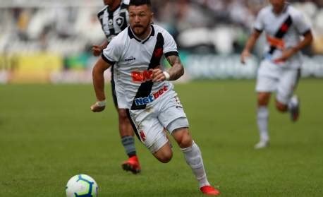 Vasco Acerta Retorno Do Atacante Rossi Vasco O Dia